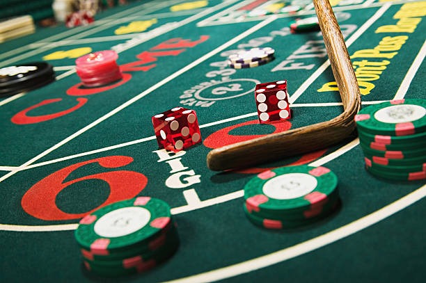 jktokjkt live Sakong table broadcast with dealer and player cards visible